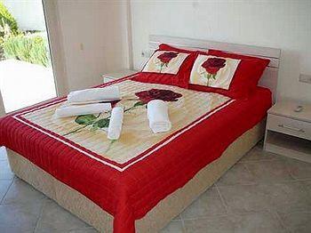 Royal Heights Apartments Bogazici Esterno foto