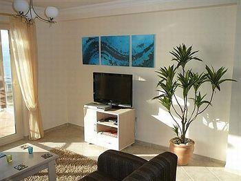 Royal Heights Apartments Bogazici Esterno foto